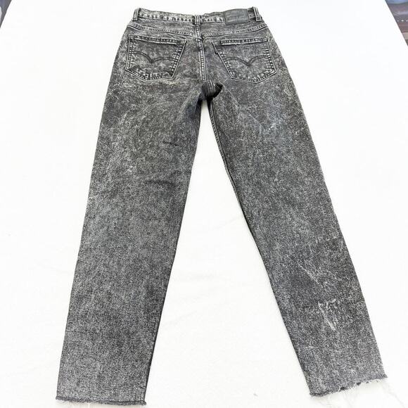 Levi's Mom Jean Acid Wash Black Gray Denim Jeans Size 26 - Picture 3 of 8